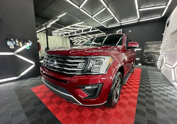 Ford Expedition cena 209000 przebieg: 43000, rok produkcji 2019 z Słupsk małe 781